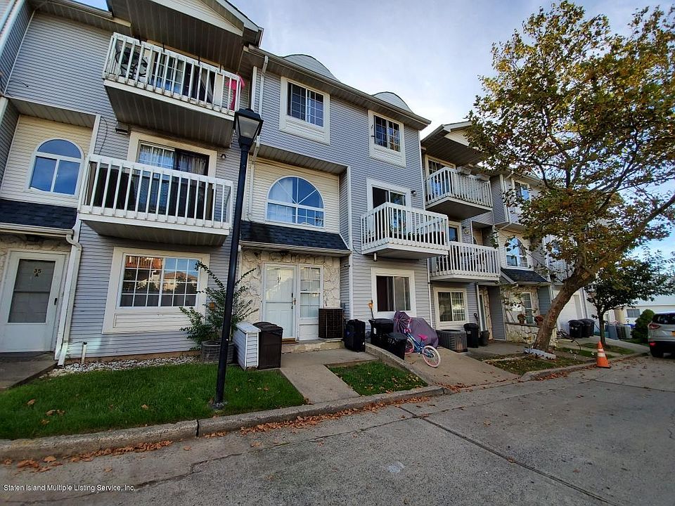1st image of 37A Country Dr N #7