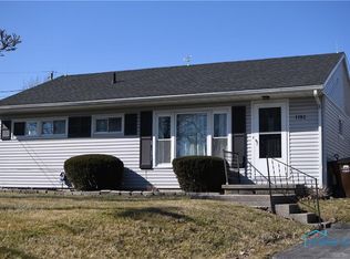 1192 Karnes Ave, Defiance, OH 43512