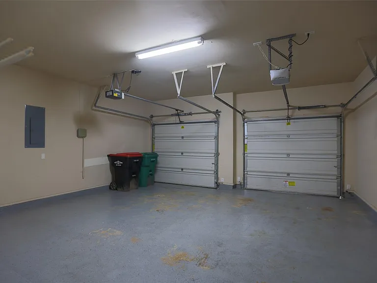 5102 Heatherdawn Ct — Photo 26