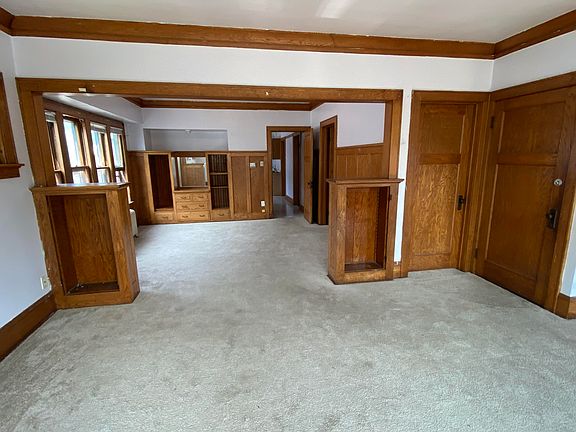 3rd image of 1313 N 25th St #1315