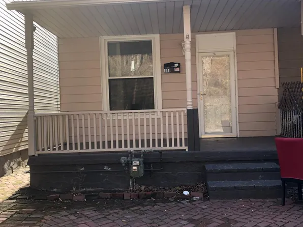 164 N 2nd St, Steelton, PA 17113