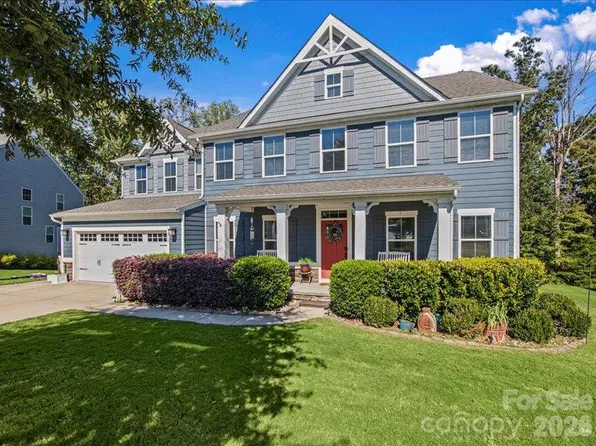 213 Candish Ct, Fort Mill, SC 29715