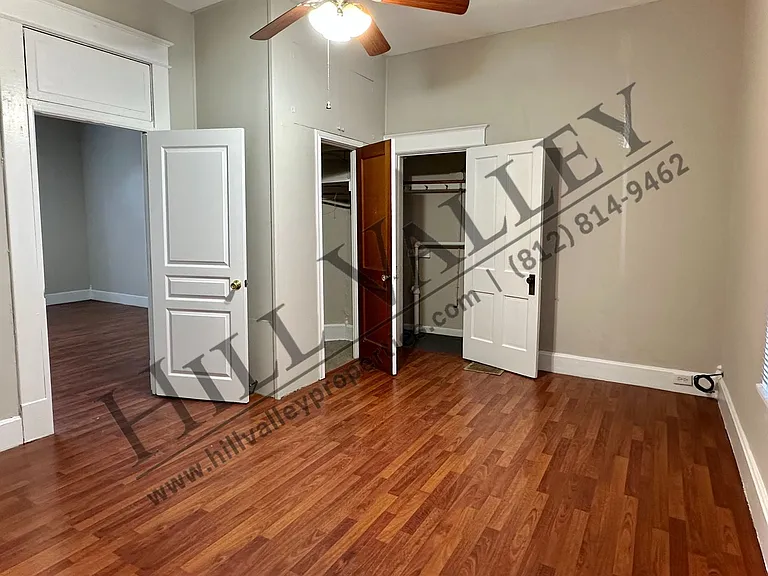 1915 S 8th St — Photo 5