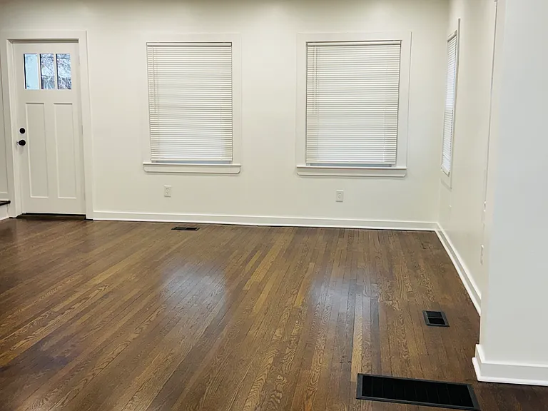 3732 Bellefontaine Ave — Photo 8