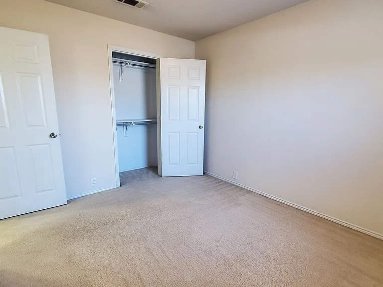 3021 Sawgrass Dr — Photo 12