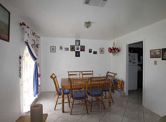 2nd image of 5126 Toulon St