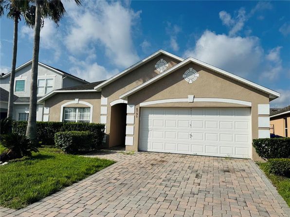 4795 Cumbrian Lakes Dr