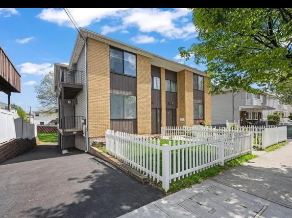 11 Taunton St Floor 1, Staten Island, NY 10306