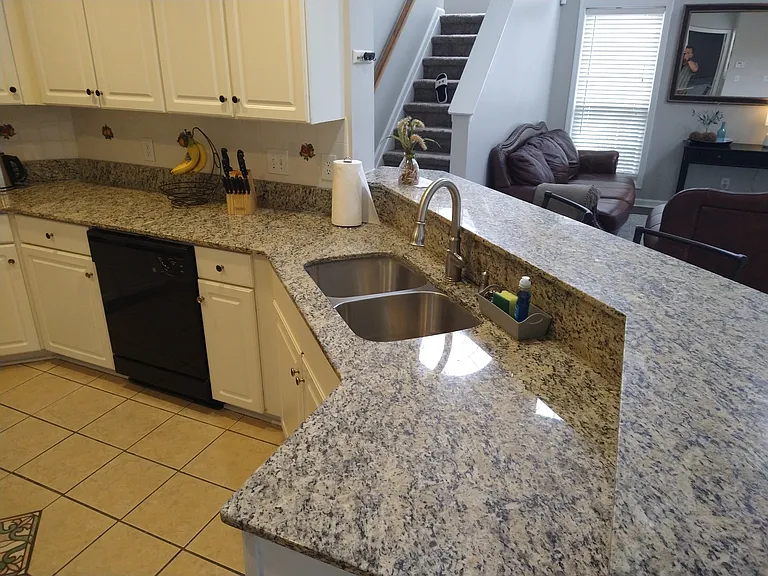 1467 Chamirey Dr SW — Photo 7