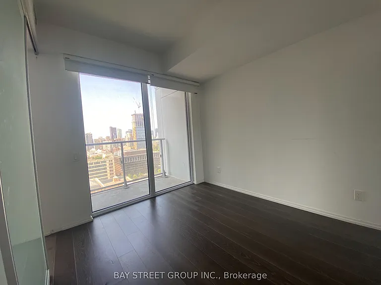 68 Shuter St #2709 — Photo 5
