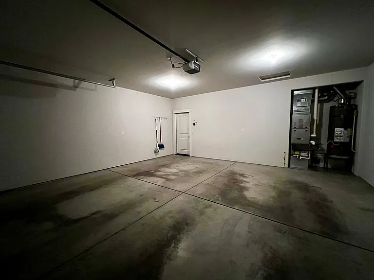 8819 Kail Dr — Photo 24