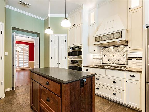 4th image of 6836 Trinity Landing Dr N