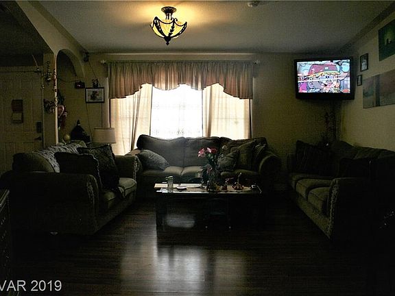 3rd image of 6525 Delphinium Ave