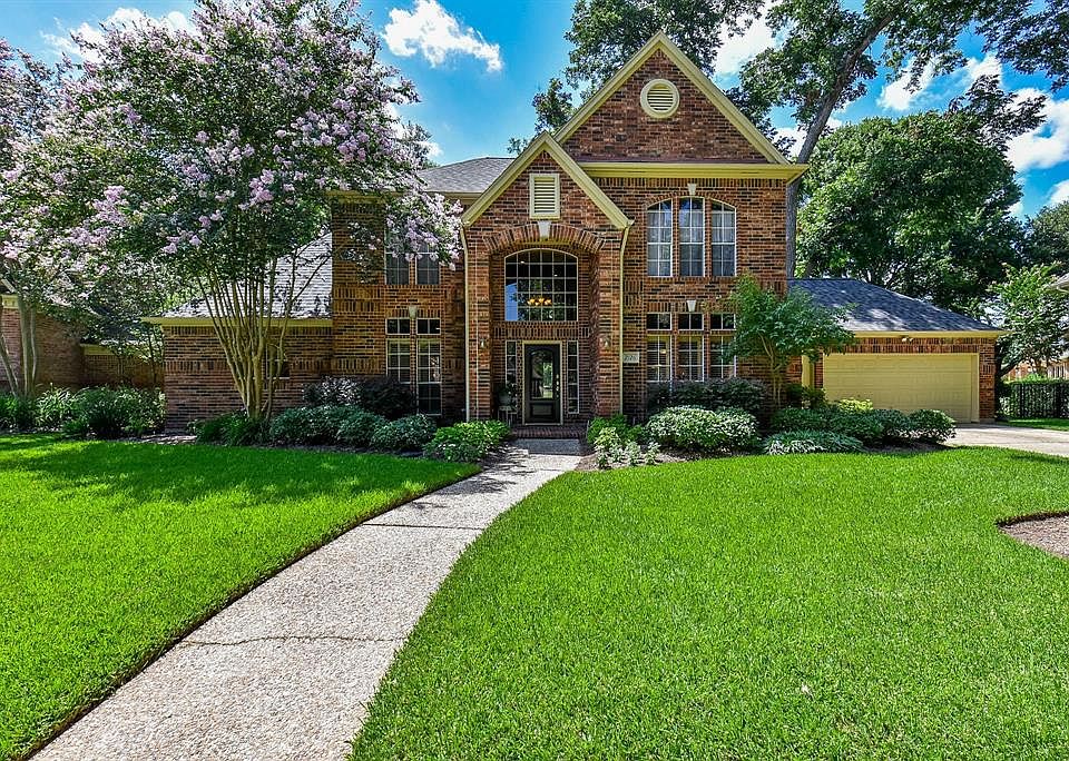 1st image of 2126 Pecan Trail Dr