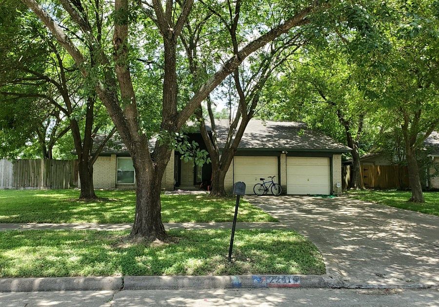 1st image of 22414 Woodrose Dr