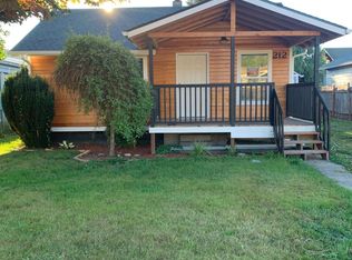 212 1st St, Morton, WA 98356