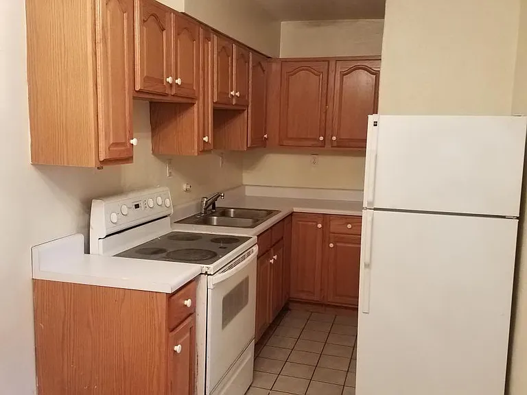 3508 Watson Rd — Photo 9