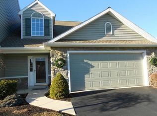 121 Farmington Way, Mount Joy, PA 17552