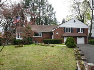 134 Ridgewood Ave, Glen Ridge, NJ 07028