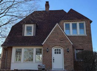 7842 Pershing Blvd, Kenosha, WI 53142