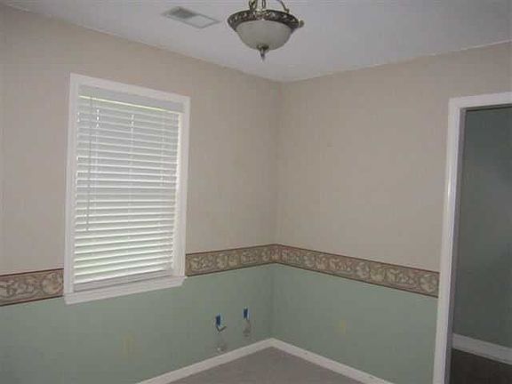 2nd image of 250 Peggy Anne Ln