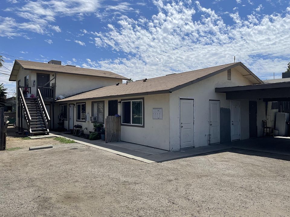 2nd image of 317 NE 2nd Avenue
