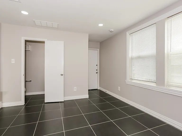 10500 Flagstaff Run — Photo 6