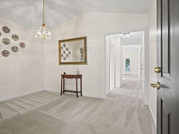 3rd image of 840 Revere Run Dr