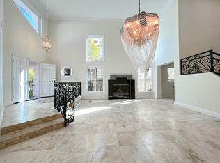 23114 Park Terra, Calabasas, CA 91302