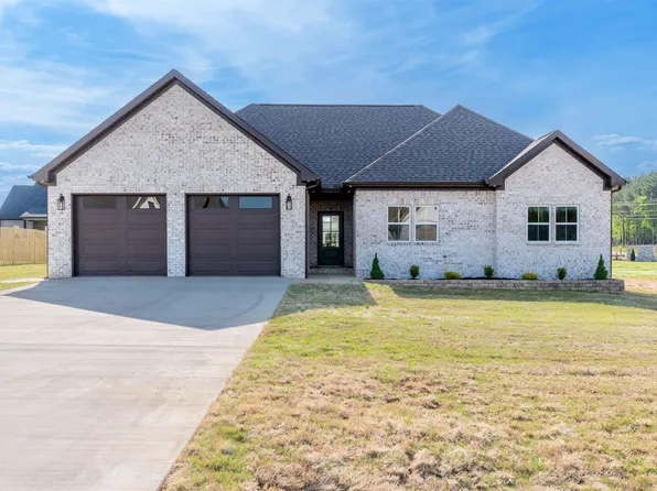 410 Cottontail Trl, Killen, AL 35645