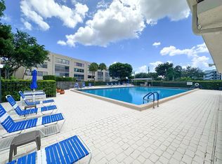 3154 Via Poinciana APT 116, Lake Worth, FL 33467