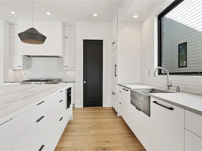 2985 Lookout Pl NE — Photo 18