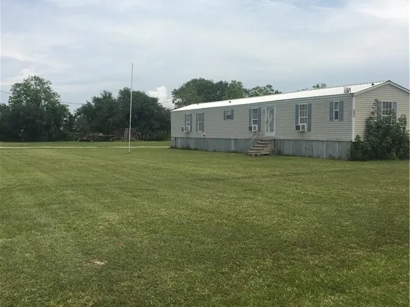 9900 Welsh Canal Rd, Welsh, LA 70591