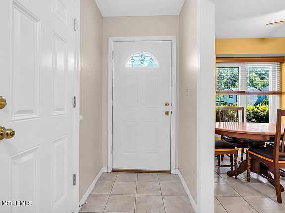 4th image of 96 Tangerine Drive
