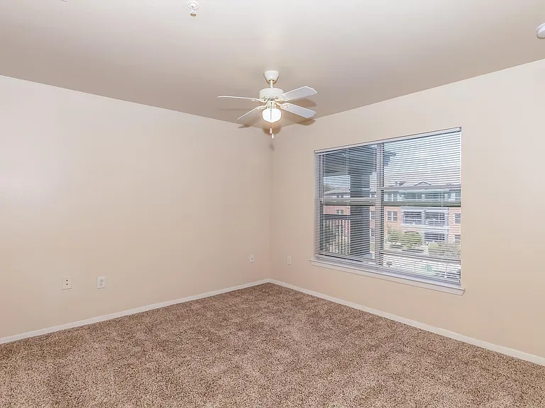 Wright Senior Apartments — Photo 39