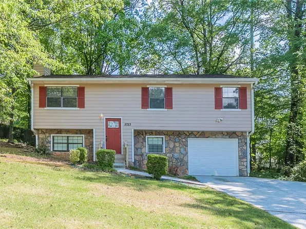 5723 Fieldstone Dr, Lithonia, GA 30038