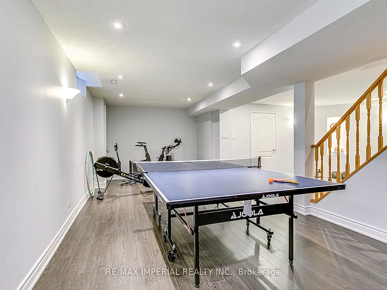 1511 Greenridge Cir — Photo 43