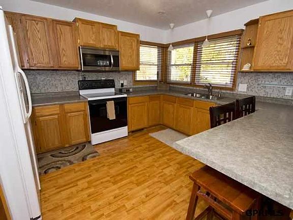 5th image of 5117 Aspen Dr