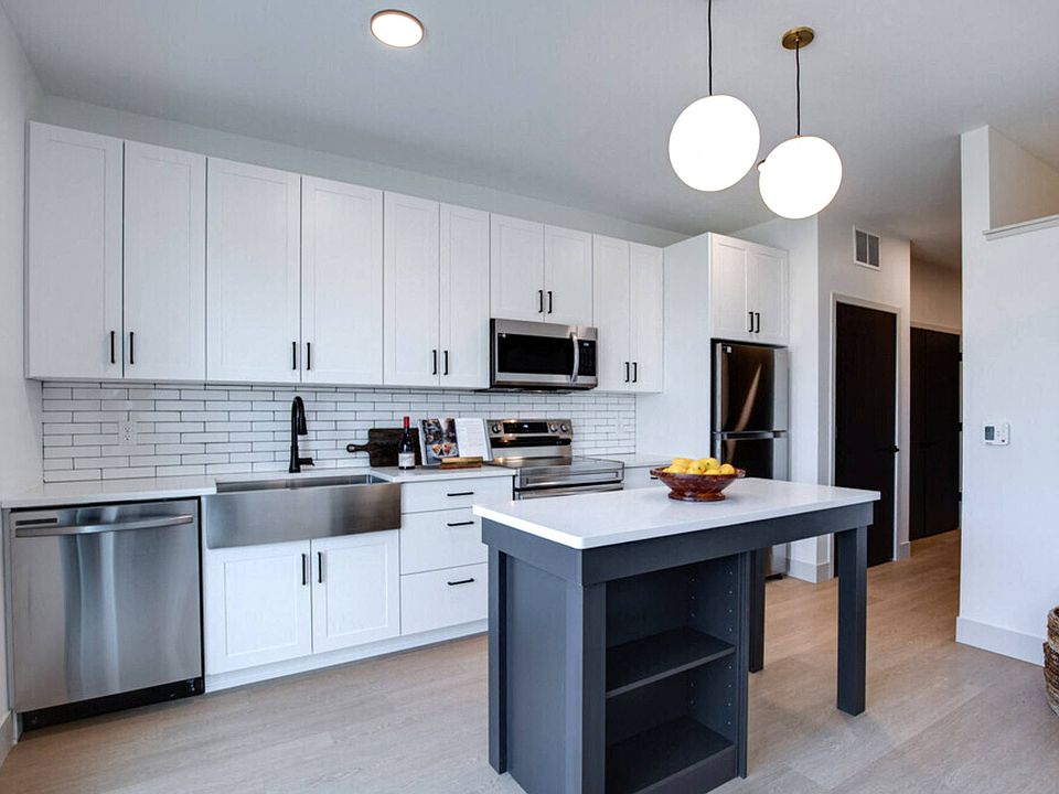 The Reeve Lakeside 4600 Lake Rd Robbinsdale MN Zillow