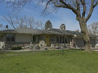 5812 Eastview Dr, Edina, MN 55436
