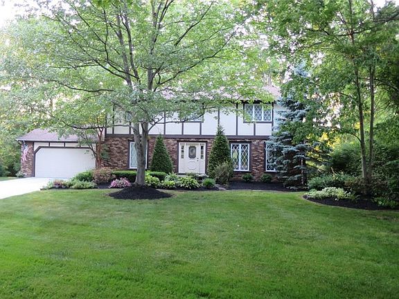 2nd image of 9277 Canterbury Ln