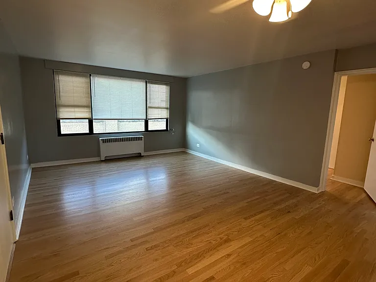 6216 N Whipple St #3E — Photo 1
