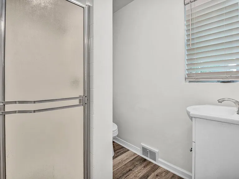 1787 Tanglewood Dr — Photo 32