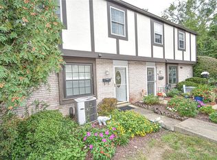 41 Oxford Ct, Pittsburgh, PA