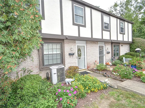 41 Oxford Ct, Pittsburgh, PA 15237