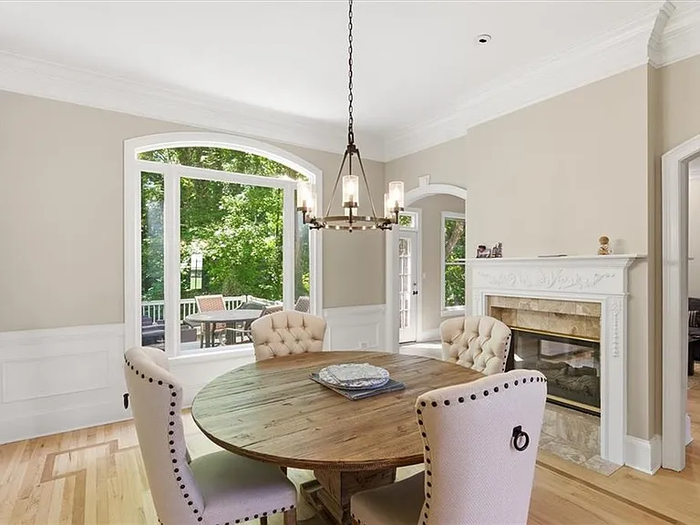 1247 Manor Oaks Ct — Photo 16