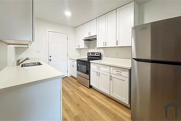 2 bed, 750 sqft, $1,485 — Photo 2