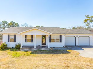 1151 Grand Center Rd, Chickamauga, GA 30707