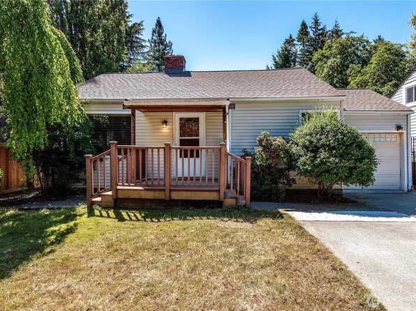 8447 35th Avenue SW, Seattle, WA 98126
