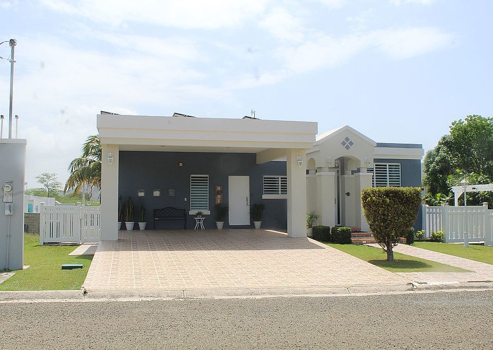 1st image of 301 Llano Costa
